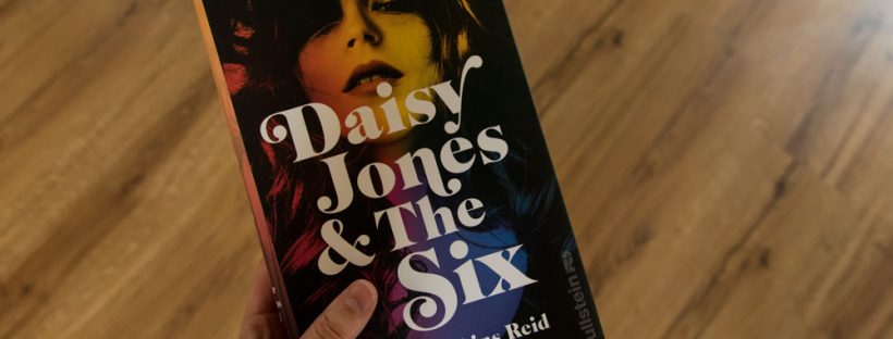 Daisy Jones & The Six Buchcover
